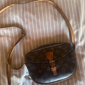 Authentic Louis Vuitton Jeune Fille MM